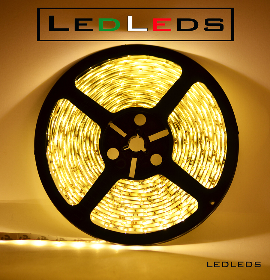 300 LED 3528 STRIP STRISCIA 5m 220V BIANCO LUCE CALDA ALIMENTATORE IMPERMEABILE